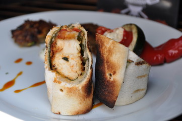 Huhn gegrillt im Wrap 