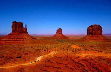 Fototapeta premium The famous Buttes of Monument Valley, Utah, USA