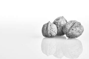 Three walnuts of reflection