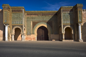Fototapeta na wymiar Morocco. Meknes. The Bab el-Mansour gate decorated with very impressive zellij (mosaic ceramic tiles)
