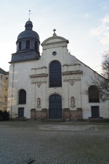 Fototapeta na wymiar église saint-étienne, rennes