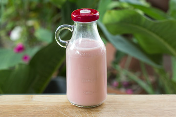 Fresh Milk strawberry flavor