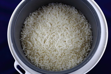 Electric rice cooker