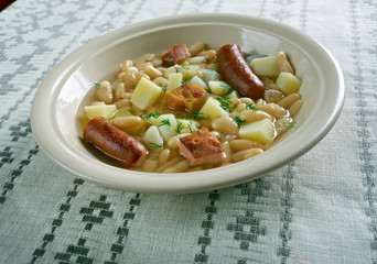 Moravian bean soup