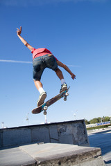 Fototapeta na wymiar jump on skateboard