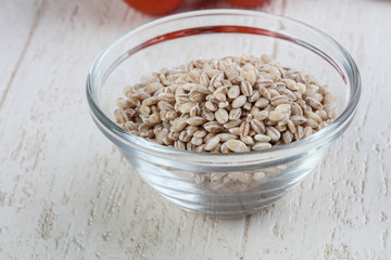 Raw pearl barley