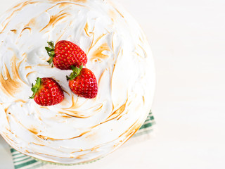 Cake with meringue