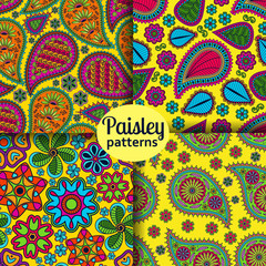Fototapeta premium Zestaw bez szwu wzorów z paisleys i kwiatami. Romantyczny design w jasnych kolorach ilustracji wektorowych.
