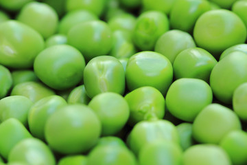 fresh green pea seeds