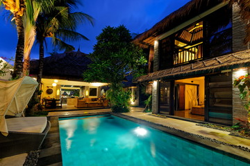 Fototapeta na wymiar Modern tropical Villa with swimming pool