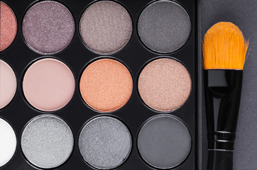 Eyeshadow Palette and brush