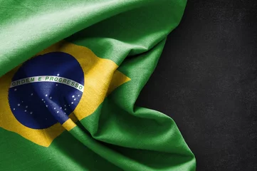 Crédence de cuisine en verre imprimé Brésil Drapeau du Brésil sur fond de tableau noir