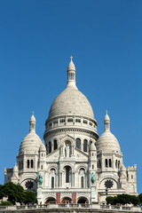 Fototapeta na wymiar Basilica of the Sacre Coeur on Montmartre, Paris, France