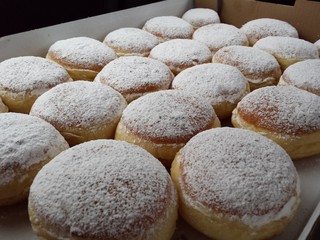 Krapfen für Fasching vom Bäcker