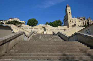 Fototapeta na wymiar Monumental staircase