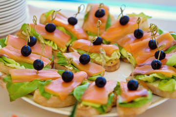 salmon fish bread olives