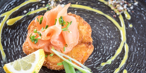 Crispy Potatoe with Salmon