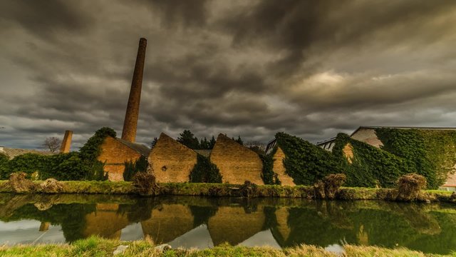 fabrik regenwolken zeitraffer