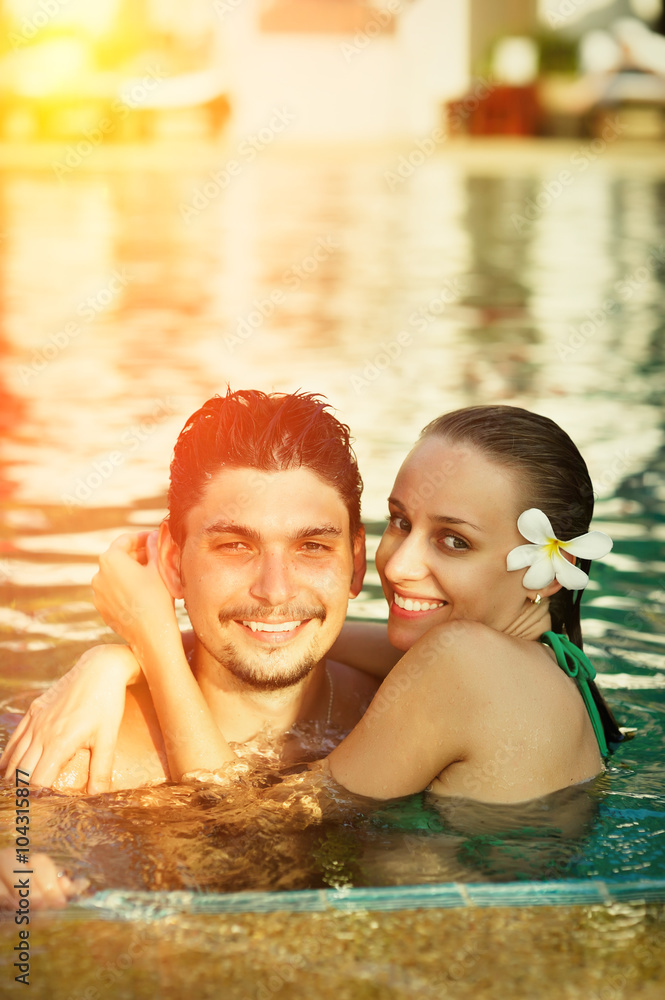 Sticker couple in pool