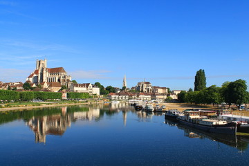 Naklejka na ściany i meble Auxerre, ville d'art et d'histoire, France