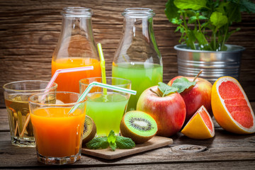 Fruit and juice. Selective focus.