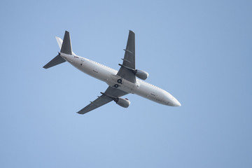 Airplane is Landing