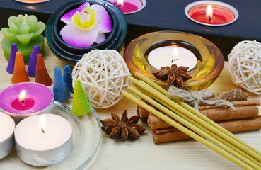 candles light with aroma 