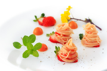 Cold Capellini tomato sauce with strawberry