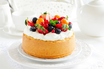 Chiffon cake with summer berries and cream.