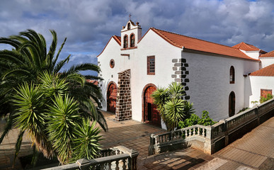 Fototapeta premium Church Nuestra Senora de La Luz (Garafia, La Palma, Canary Islands) - HDR image