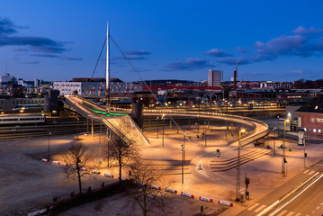 City bridge in Odense at twilight - obrazy, fototapety, plakaty