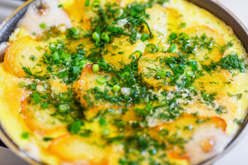 Omelet with potatoes