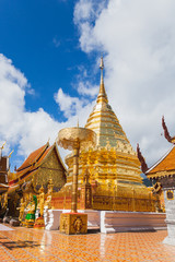 Naklejka premium Wat Phra That Doi Suthep or Golden pagoda in Chiangmai, Thailand