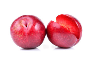 Obraz premium red plum isolated on white background