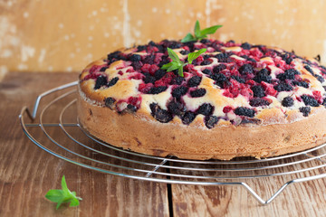 Mulberry and red currant cake