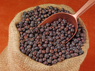 SACK OF JUNIPER BERRIES
