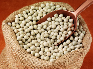 SACK OF DRIED GREEN PEAS