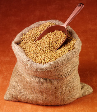 SACK OF METHI / FENUGREEK SEEDS