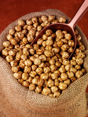SACK OF ROASTED YELLOW CHICKPEAS