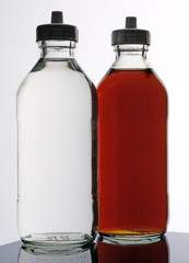 WHITE AND MALT VINEGAR