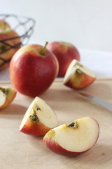 Mele tagliate a fette