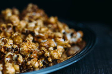 Homemade Caramel Popcorn