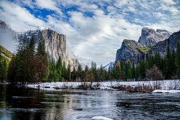 Gates of the Valley Yosemite - obrazy, fototapety, plakaty