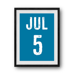 july calendar on the photo frame