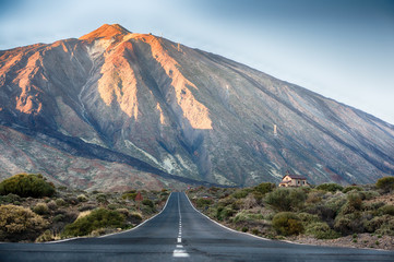 Lonely road to El Teide volcano - obrazy, fototapety, plakaty