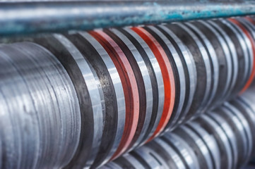 machine for slitting steel sheet