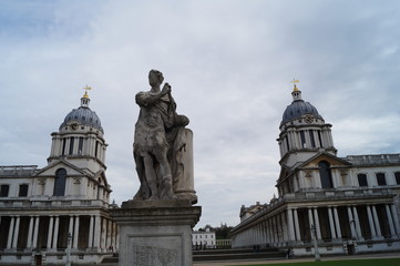 Fototapeta na wymiar Greenwich statue