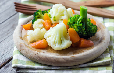 Steamed vegetables close up - 104425860