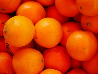 oranges on each other