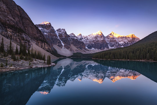 Canada, Alberta, Glacial, Moraine Lake, Banff National Park